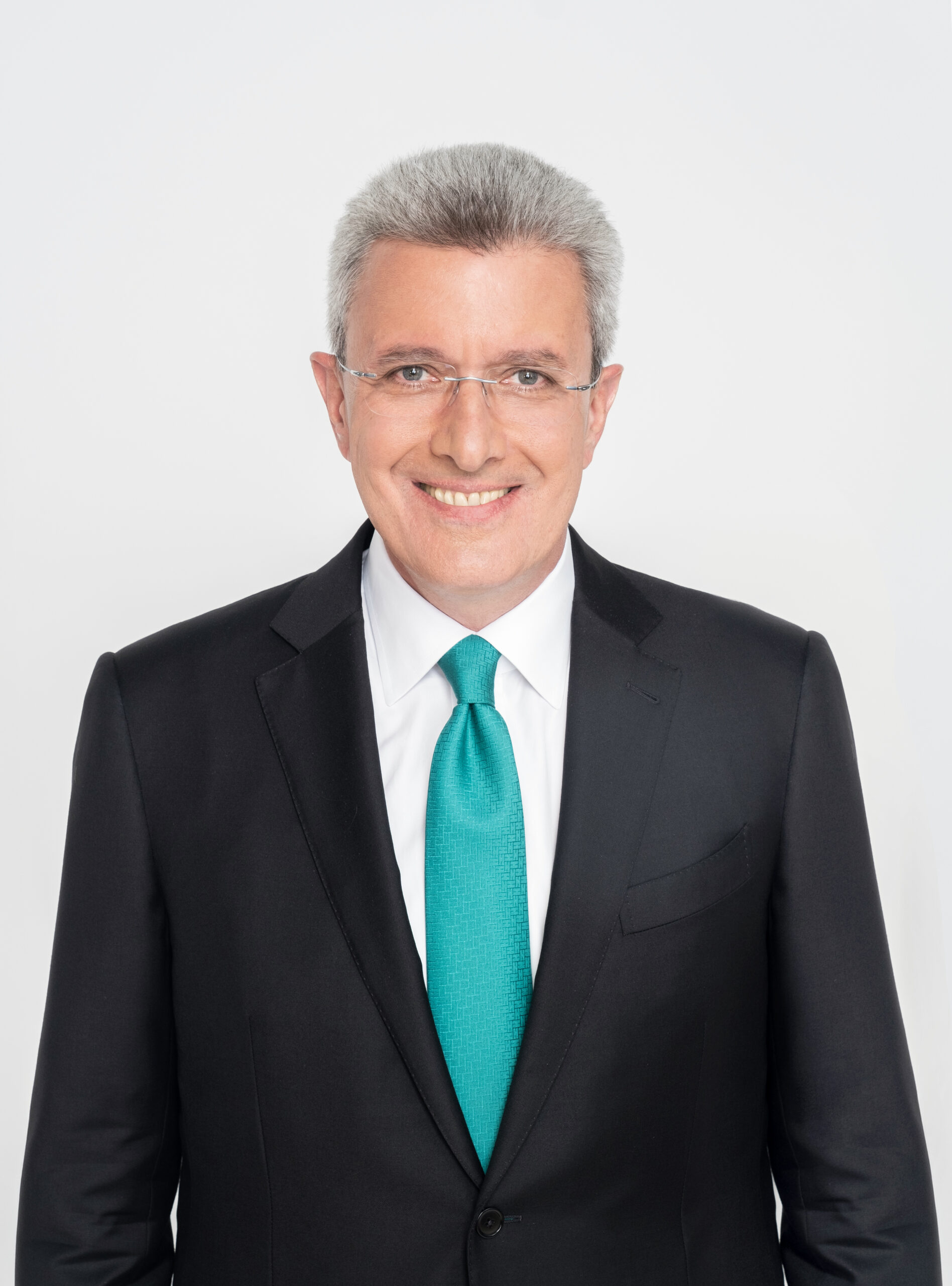 ο ΑΝΤ1 ανανεώνει τη συνεργασία του με τον Νίκο Χατζηνικολάου