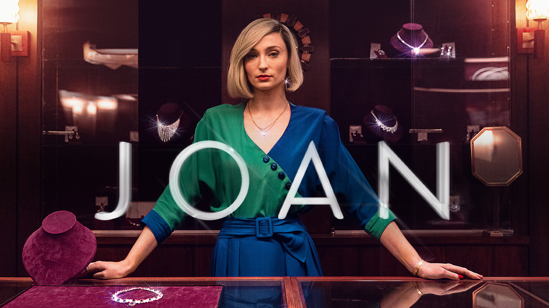 Η Σόφι Τέρνερ πρωταγωνιστεί στην τηλεοπτική σειρά «Τζόαν» στο Epic Drama ως η διαβόητη κλέφτρα κοσμημάτων Τζόαν Χάνινγκτον